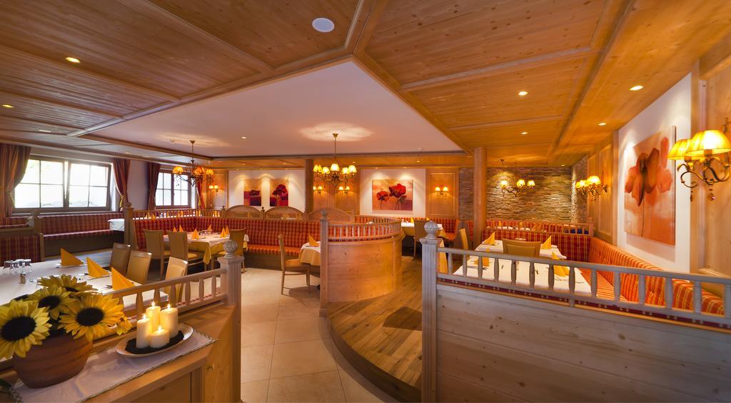 Hotel Waldhof ペルカ エクステリア 写真